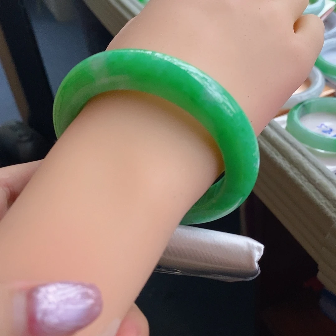 翡翠未镶嵌手镯13号强推