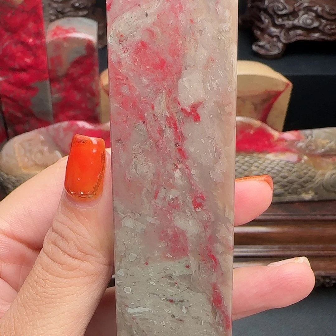 昌化石昌化鸡血石