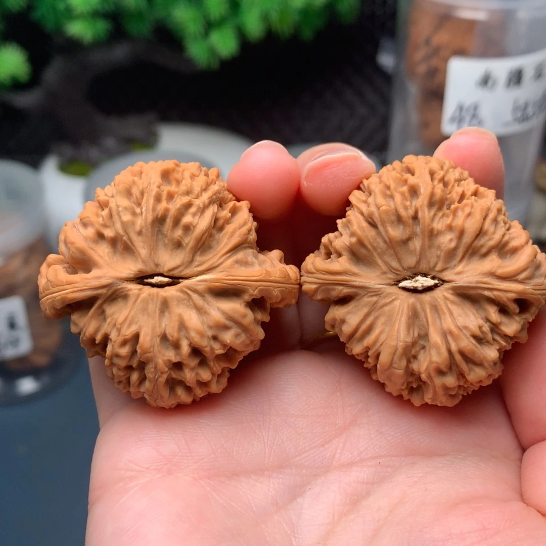 【闪购商品】桃核吊坠43.8-17501-005