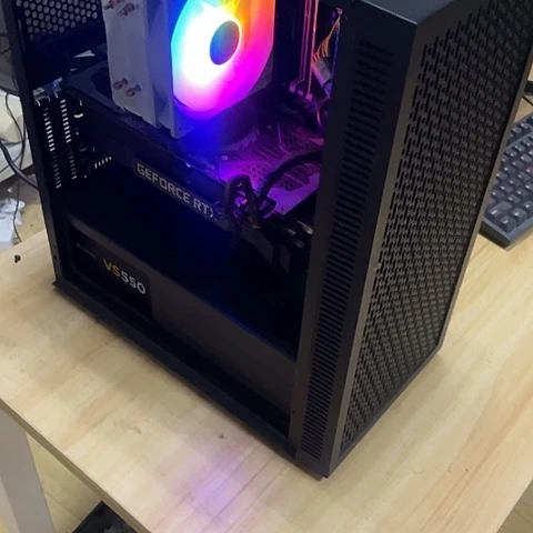 卡***的i510600kf+16g2080s500g