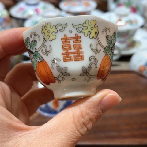 手绘茶杯盖碗壶承陶瓷