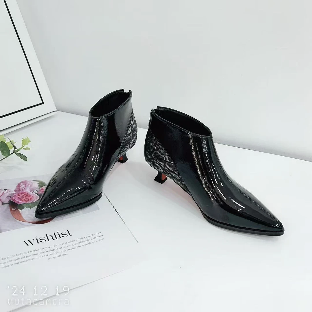 AF130 新款百搭法式深口细跟尖头温柔中跟单鞋四季款