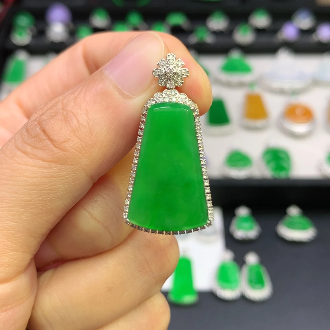 翡翠18K金镶嵌吊坠(不含链)