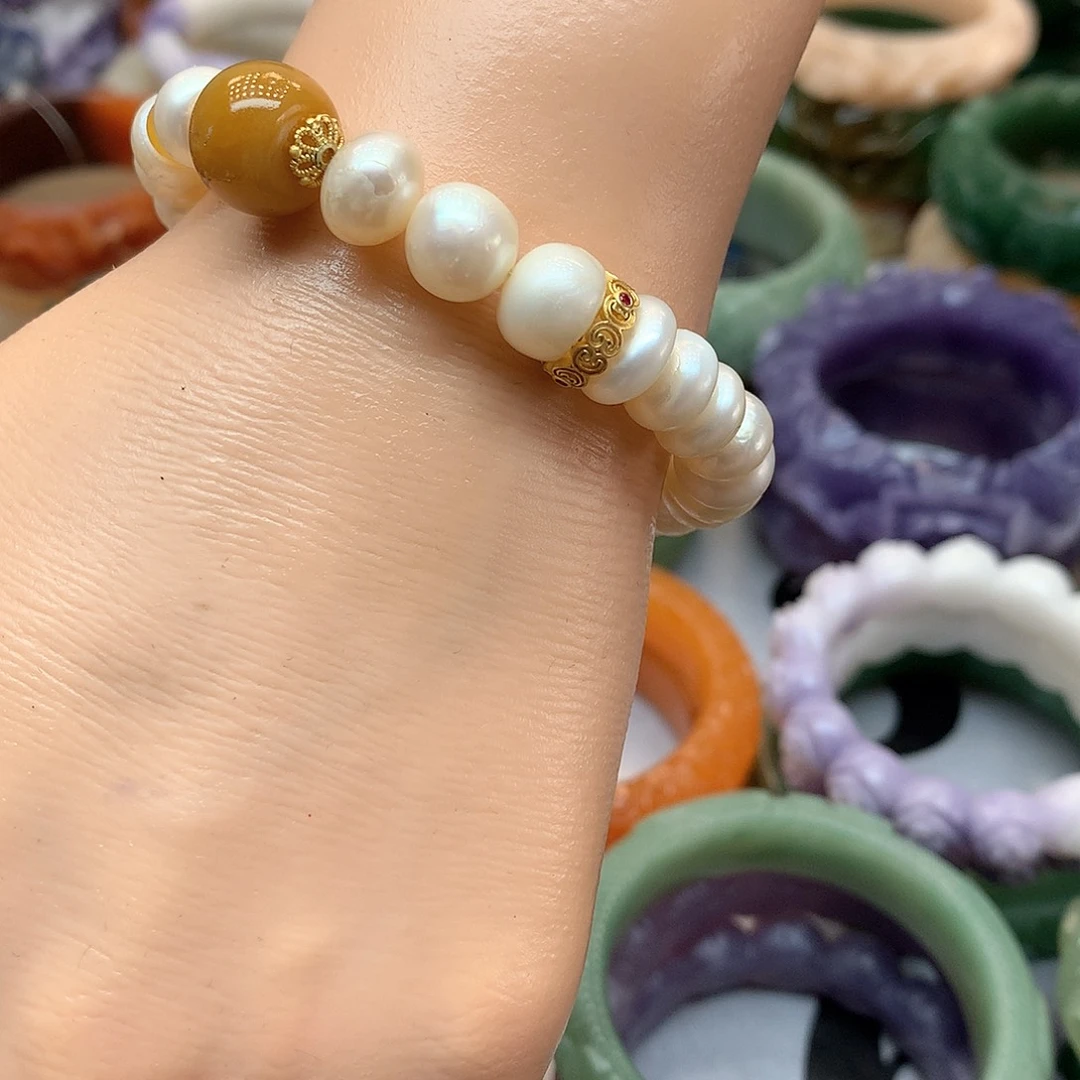 未镶嵌手镯石英质玉