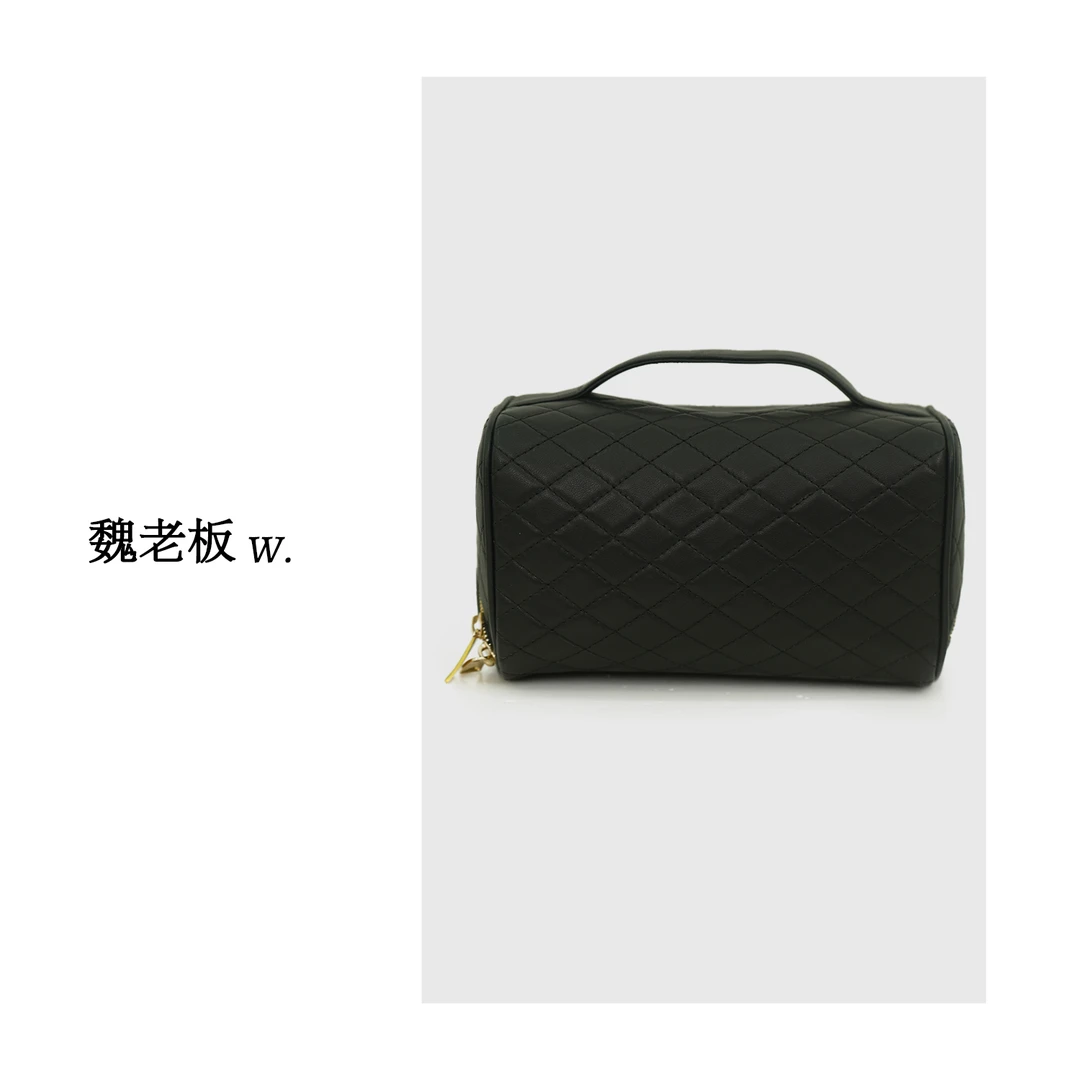 W.Diva【谧光】小羊皮皮菱格黑色化妆包品质时尚手提包女50J011628