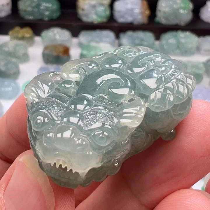 颈饰未镶嵌翡翠貔貅