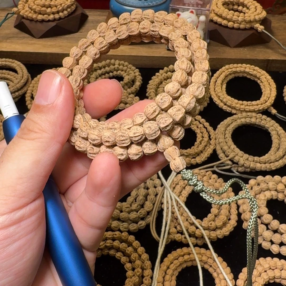 柏香籽/百香籽吊坠顾**安