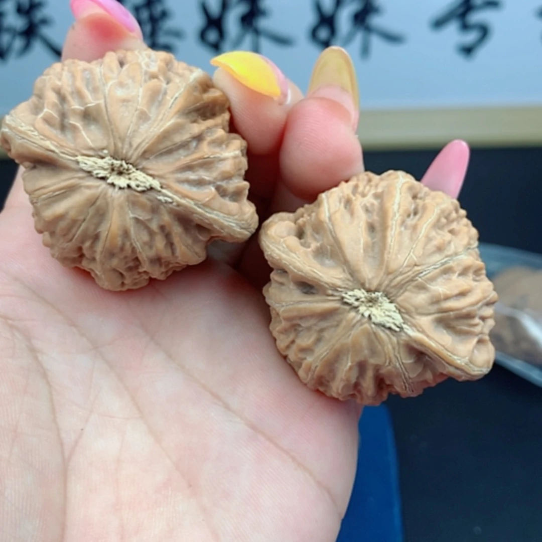 【闪购商品】把件文玩核桃老***鱼42➕铁锤