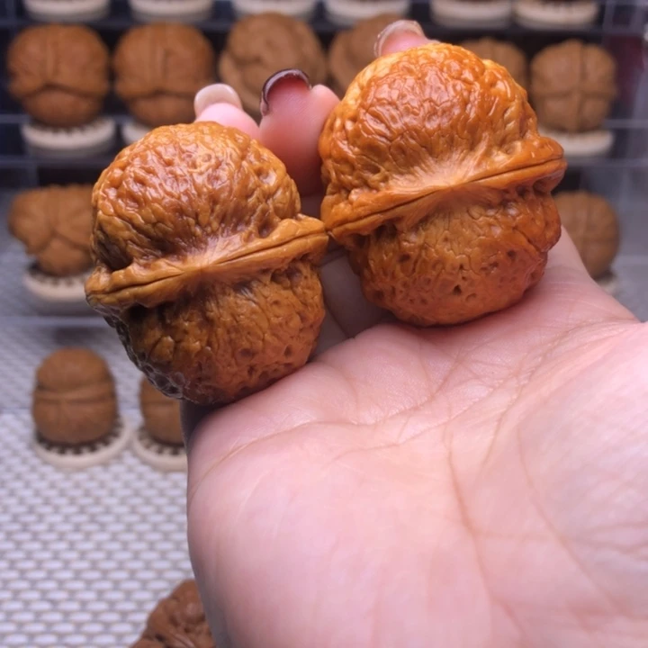 把件文玩核桃42号团凤绣球42尺