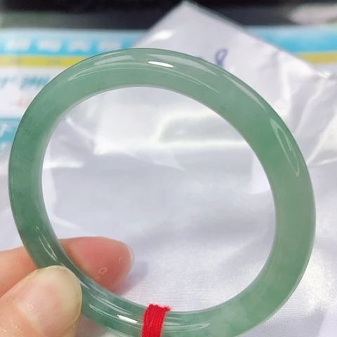 翡翠手镯（贵妃镯）未镶嵌0538号