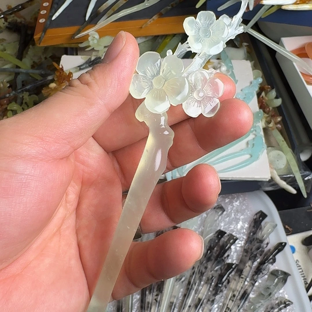 蛇纹石玉未镶嵌发饰