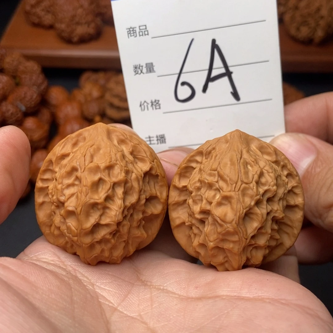 文玩核桃吊坠38玲珑