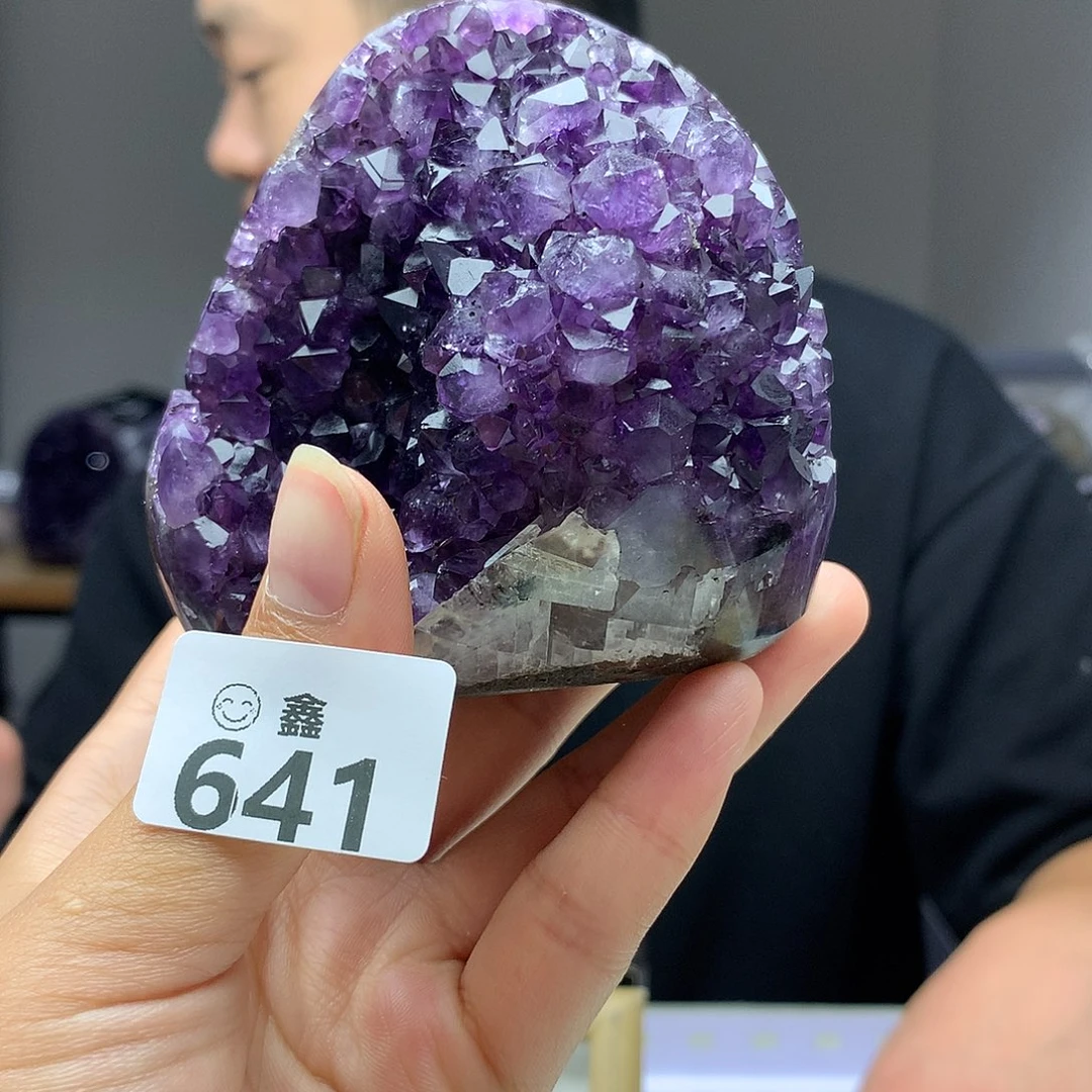 未镶嵌大型摆件（非配饰）水晶