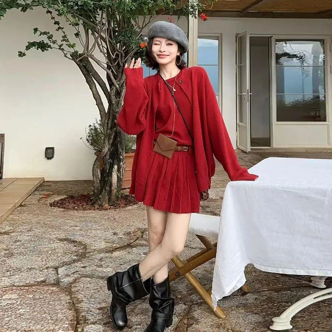 红色针织背心连衣裙子女2025新款巨好看韩系早秋穿搭一整套装7567
