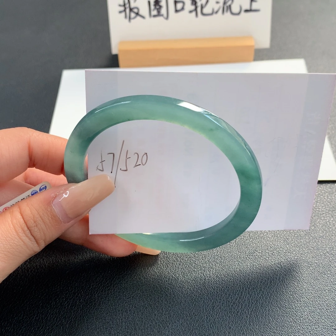 翡翠未镶嵌手镯天然翡翠