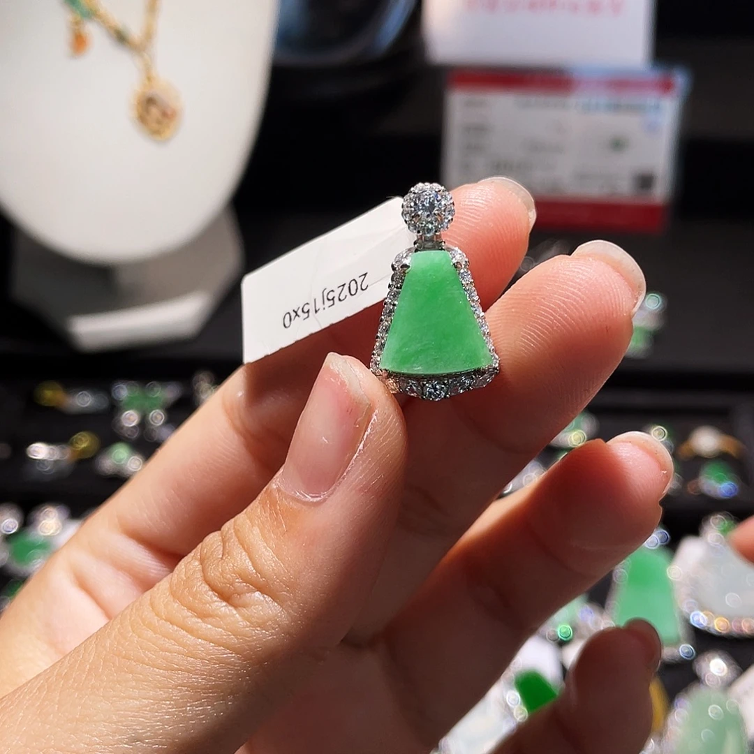 翡翠银S925镶嵌颈饰