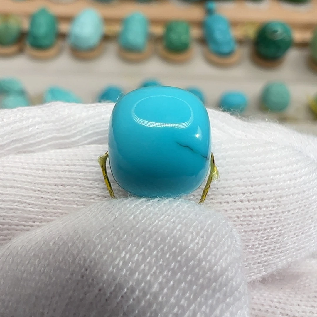 绿松石配饰未镶嵌