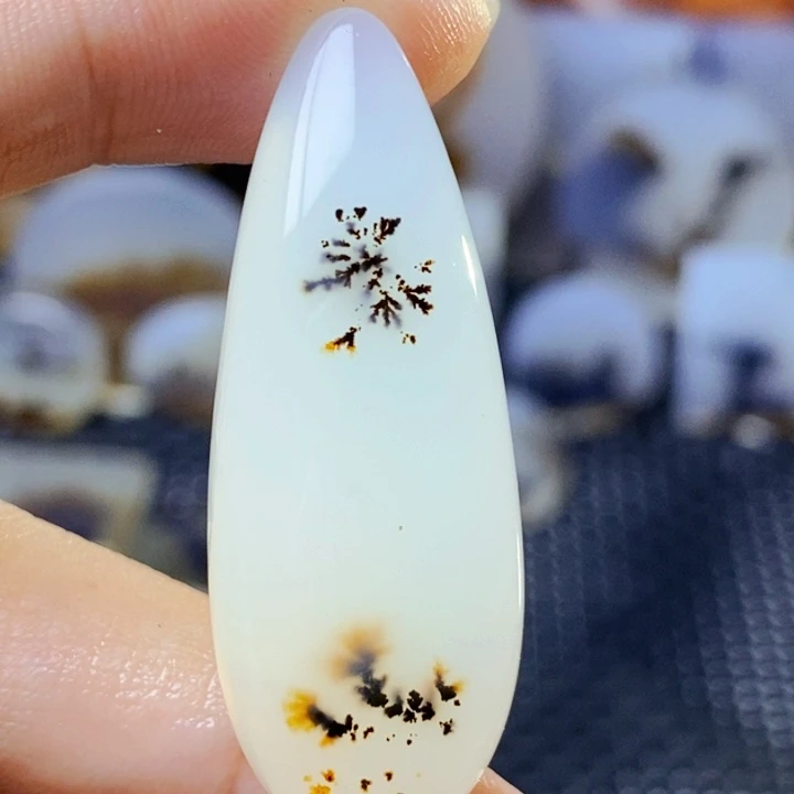 玛瑙/玉髓未镶嵌珠宝半成品