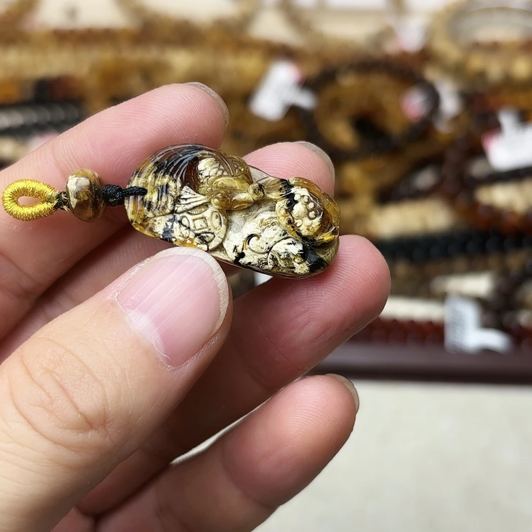 琥珀未镶嵌裸石大