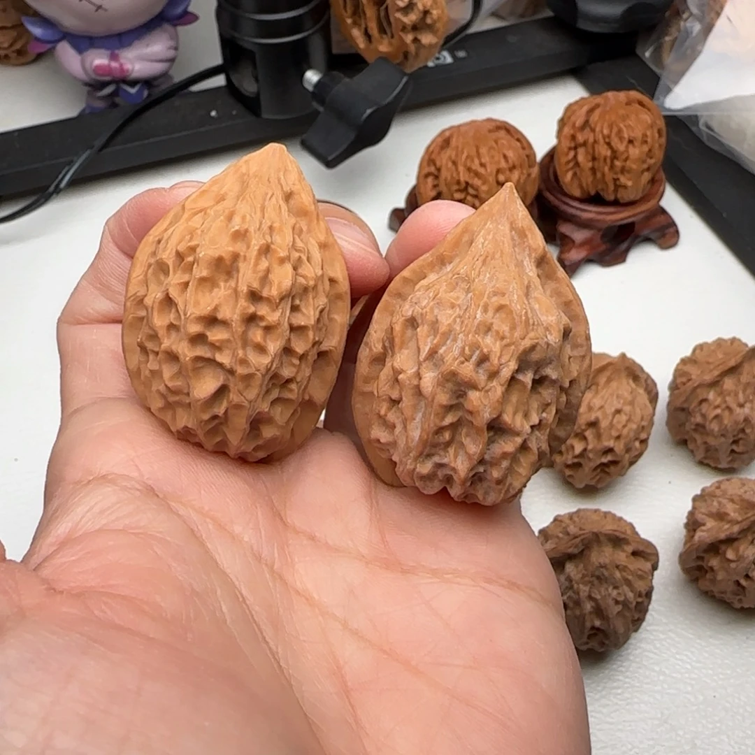 暂***昼桃核吊坠舅野生鸡心30核桃小号