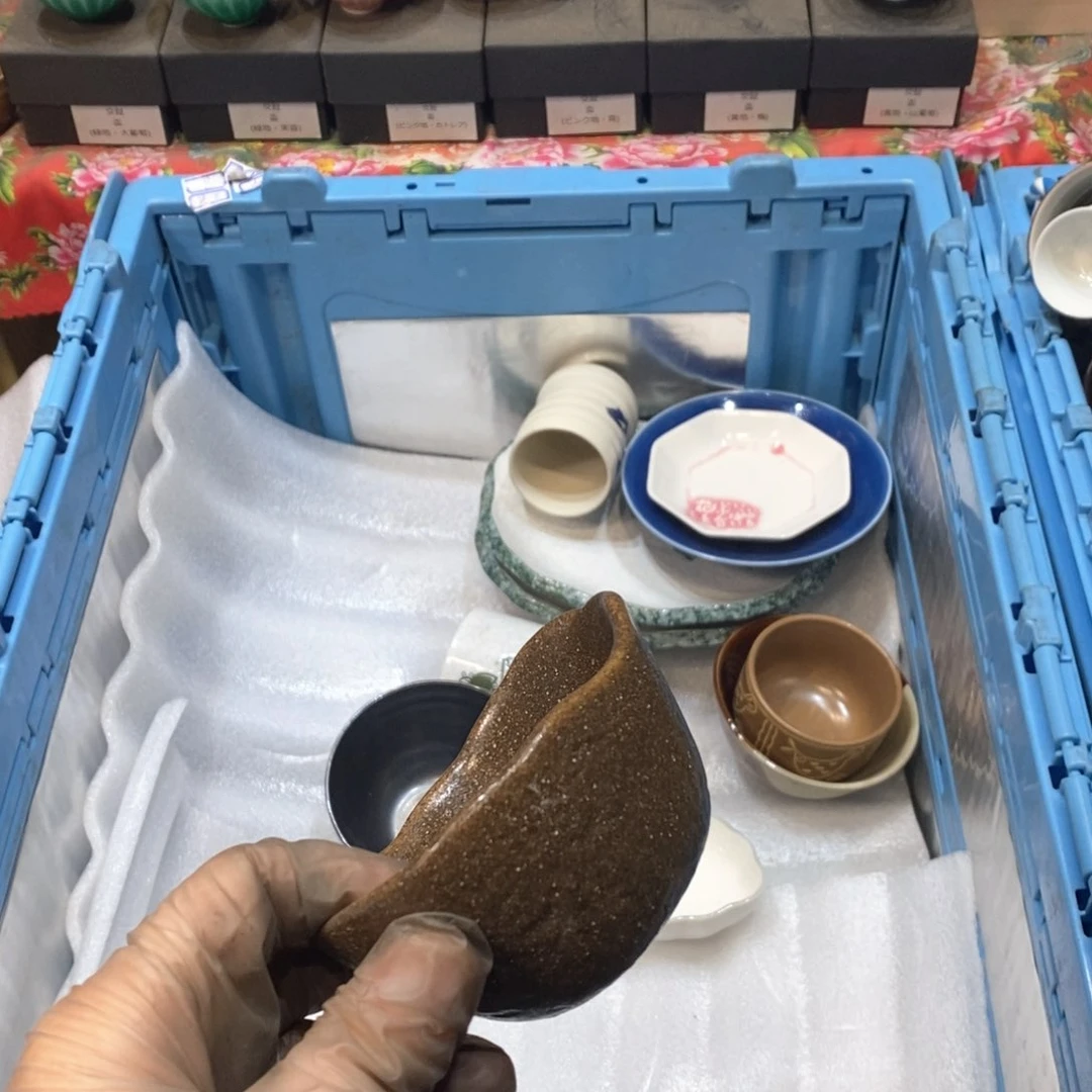 瓷片鬼****喵几乎哈哈哈哈哈哈哈