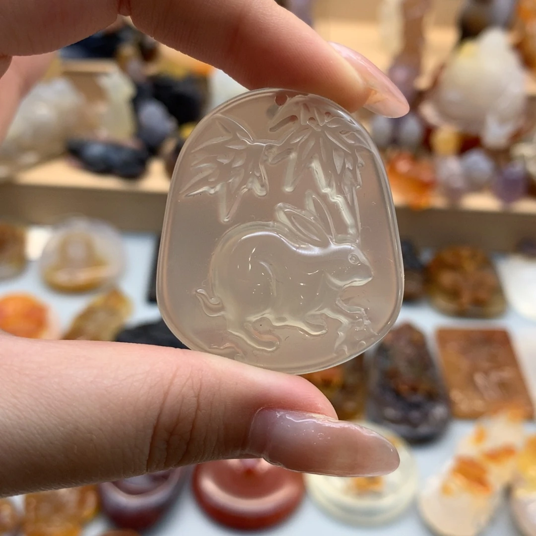 玛瑙/玉髓颈饰未镶嵌