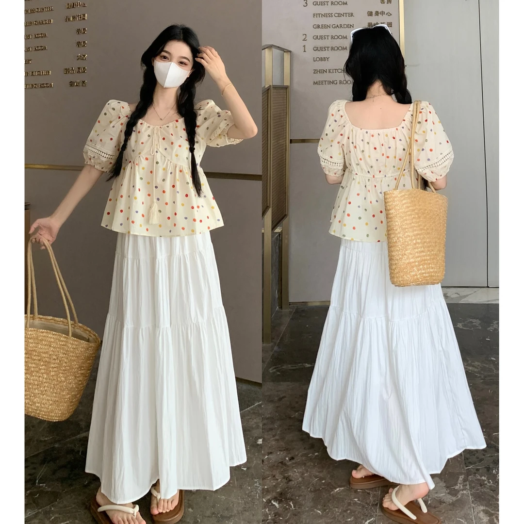 思思大码女装度假风宽松遮肉显瘦通勤甜美白色半身裙