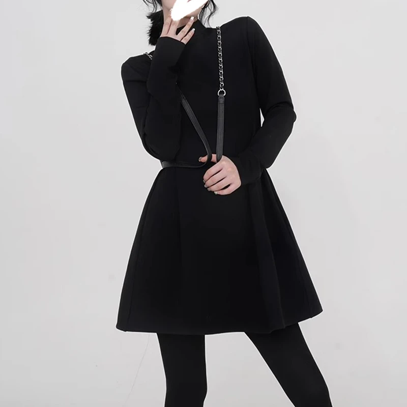 黑色小高领长袖内搭打底连衣裙女少女韩系气质收腰后拉链A字长裙
