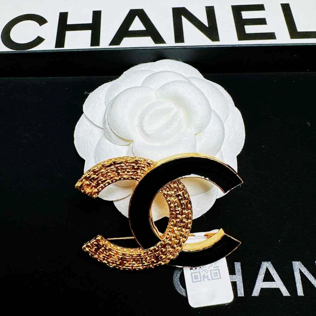 95新 Chanel/香奈儿 柚礼中古/香奈儿黑金双拼双C胸针CG501142