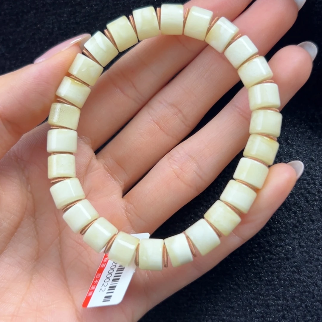 未镶嵌琥珀珠宝奇石