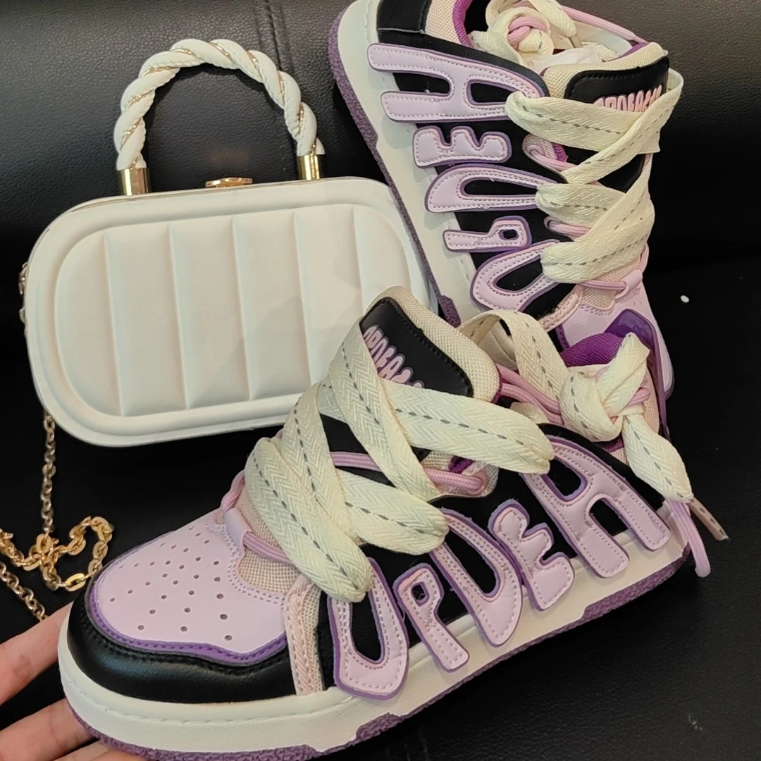 男女童字母款时尚运动板鞋