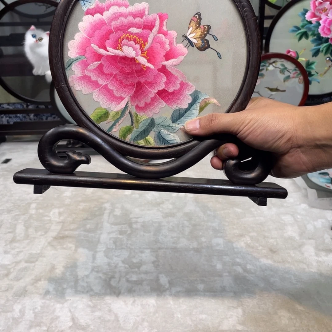 刺绣非遗传承摆件