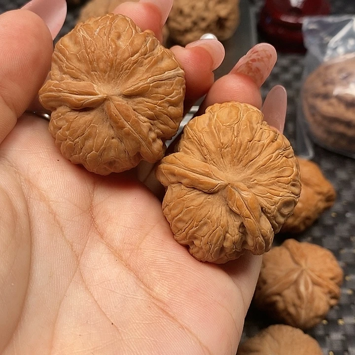 吊坠文玩核桃异形元宝猫头鹰40