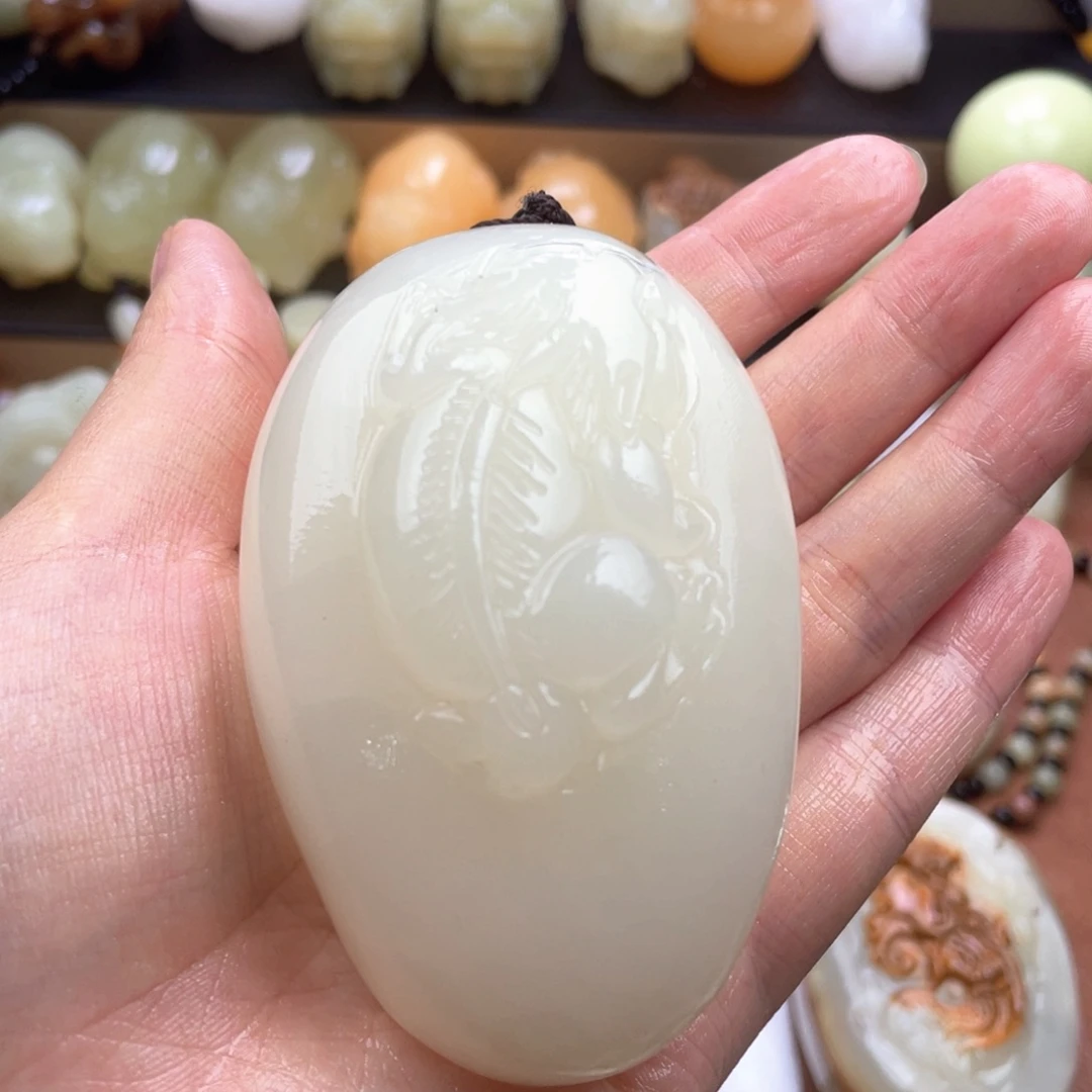 娟****石材天然古青石手把件