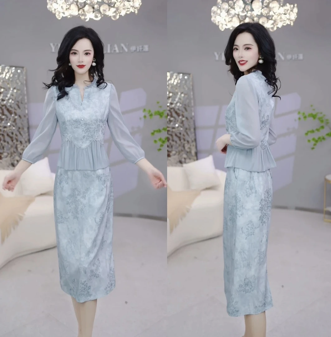 上衣+半身裙 2025春季洋气减龄蓝色温柔气质设计感修身显瘦