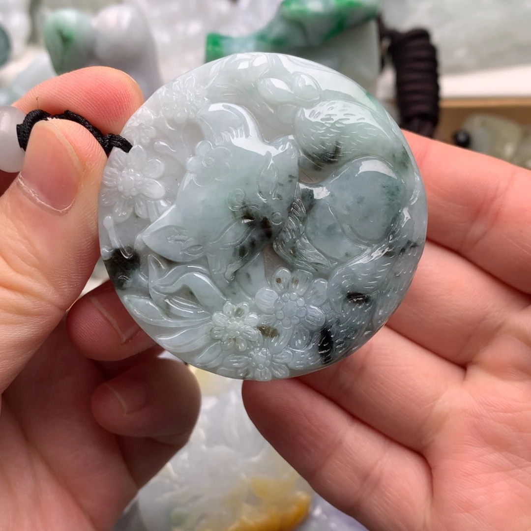 吊坠(不含链)未镶嵌翡翠