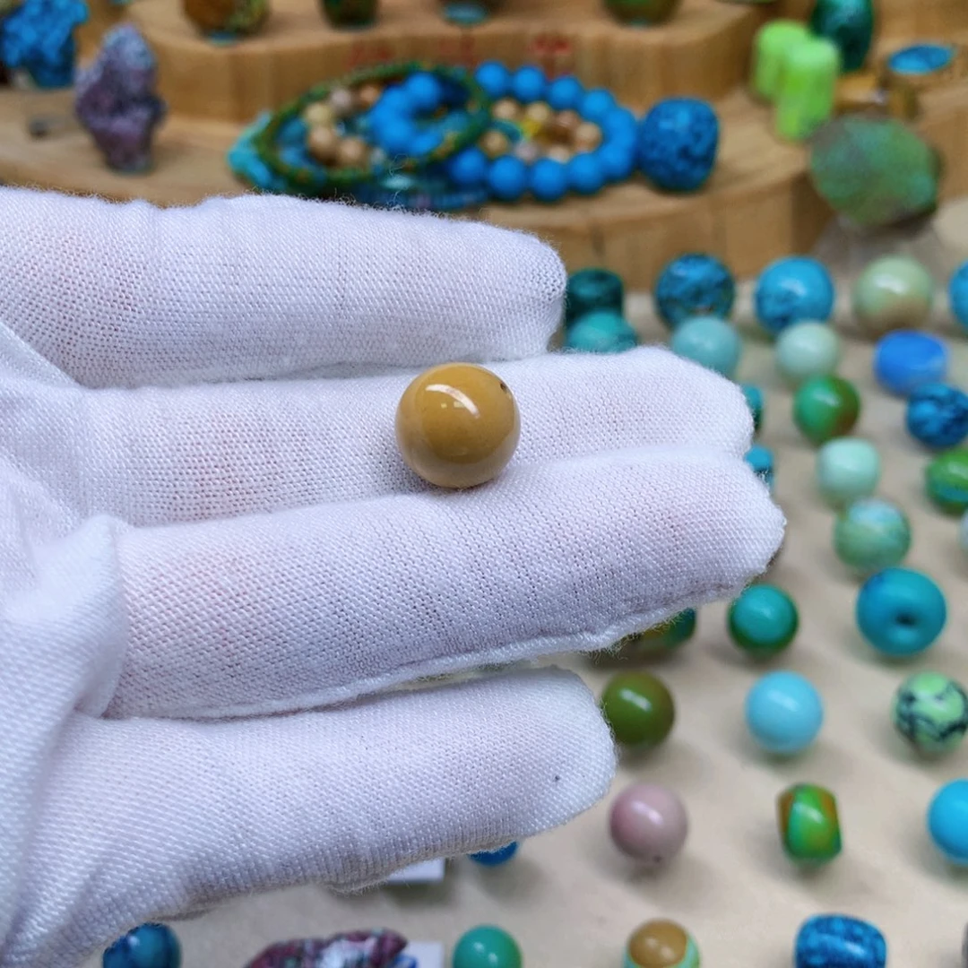 绿松石未镶嵌三彩随行