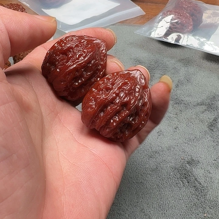 ᥫ***王文玩核桃吊坠077赤龙