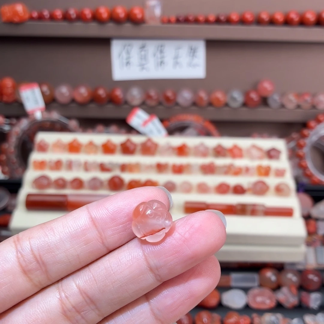 南红玛瑙未镶嵌川料莲花籽11+