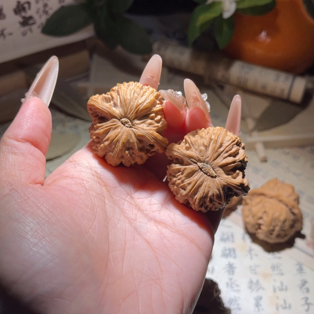 k***v文玩核桃吊坠38白狮子全品直播选购2708