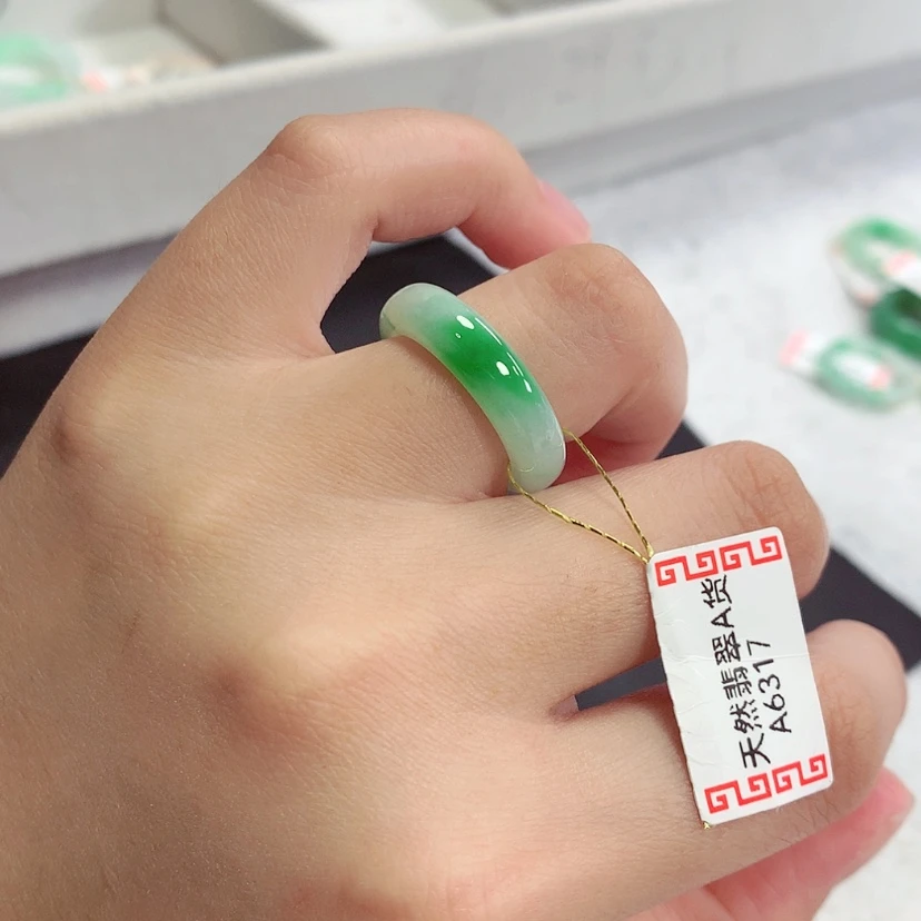 【闪购商品】未镶嵌戒指翡翠14号
