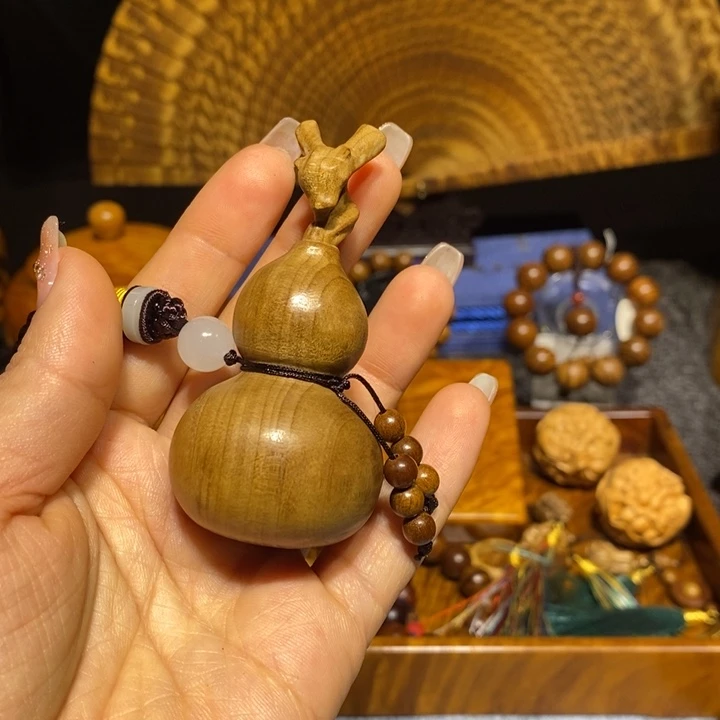 金丝楠金丝楠手把件