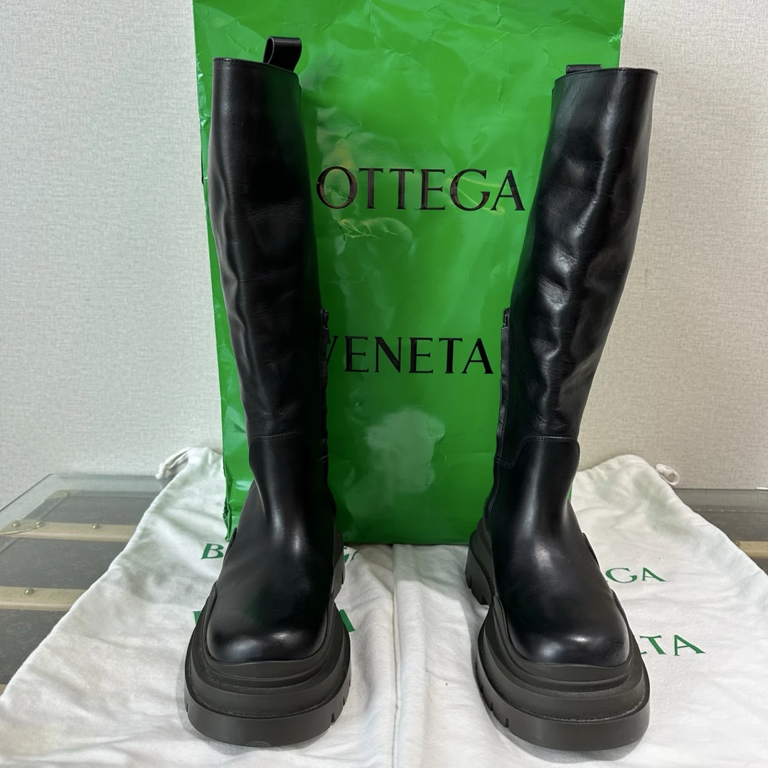 99新 BOTTEGA VENETA/葆蝶家 黑色全皮厚底长筒靴 19783