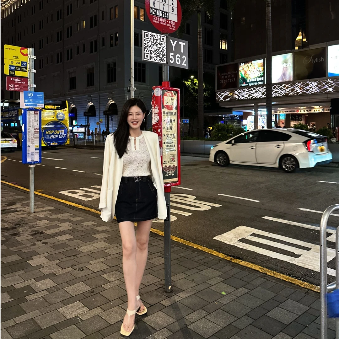 DANSO玉美华【镂空提花】常规女毛针织衫珍藏高质感穿搭560412A