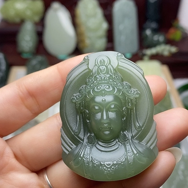 和田玉未镶嵌颈饰