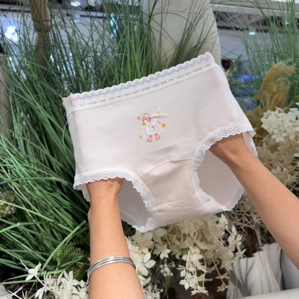 三条装-中腰少女92棉透气亲肤柔软舒适02133小粉鸭（80-130斤）