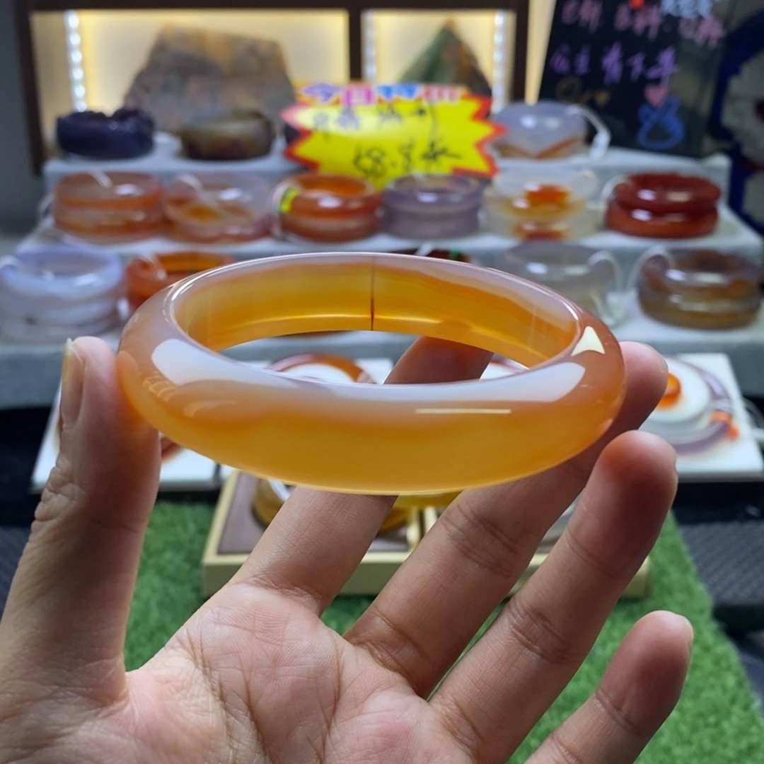 手镯玛瑙/玉髓未镶嵌