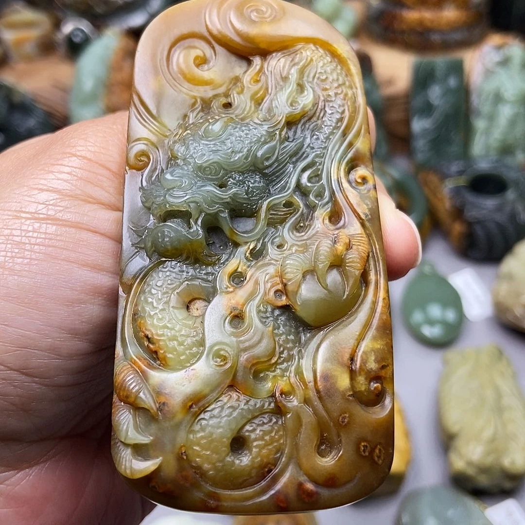 轻***乐岫岩河磨玉（透闪石质玉）未镶嵌珠宝奇石