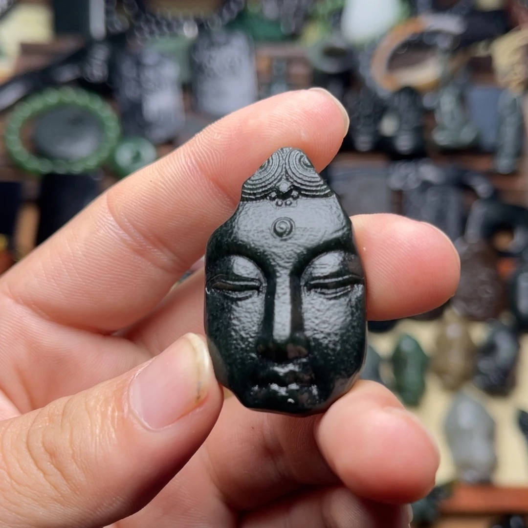 和田玉未镶嵌挂件