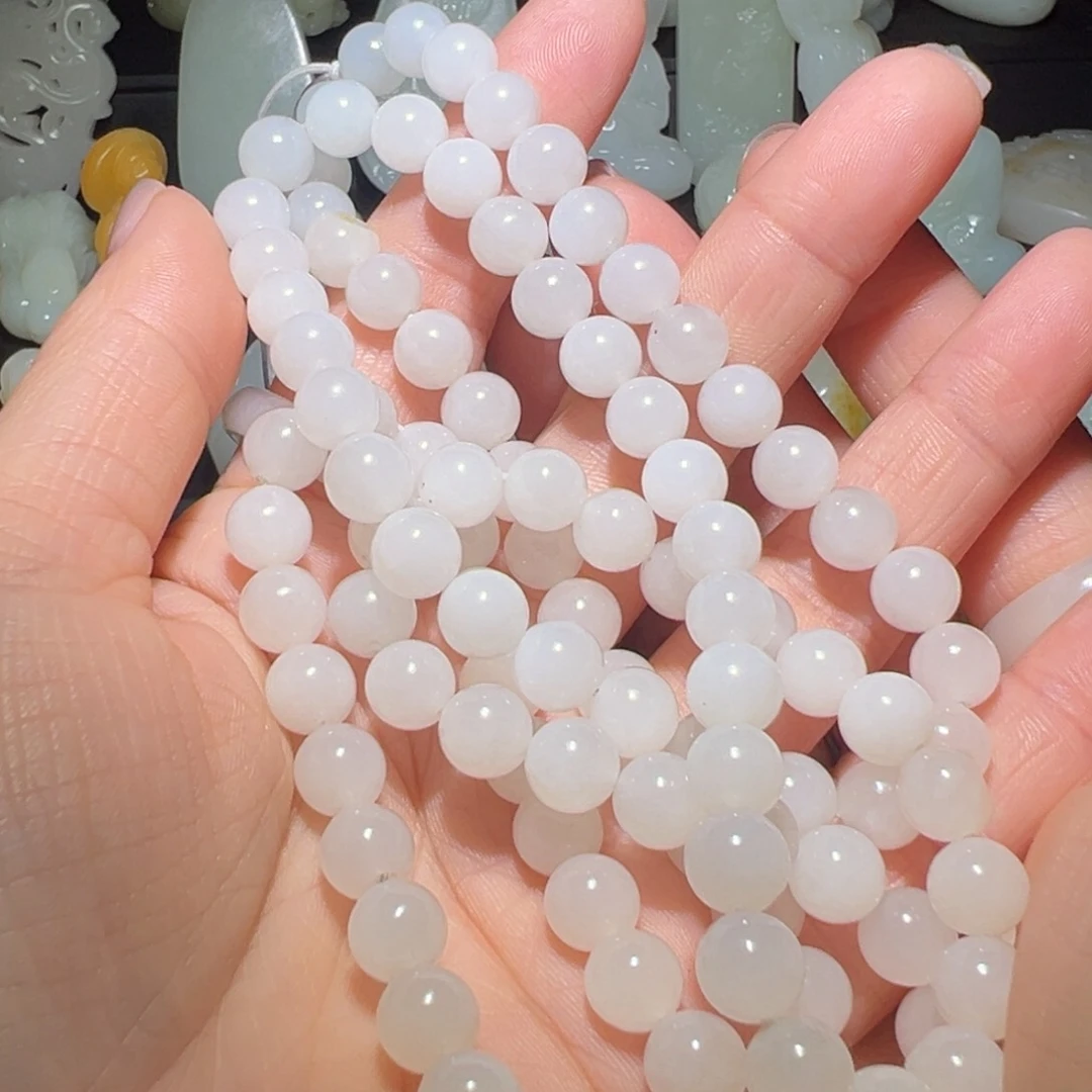 颈饰未镶嵌和田玉昆**石